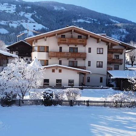 Landhaus Alpenherz Aschau Im Zillertal Exteriér fotografie